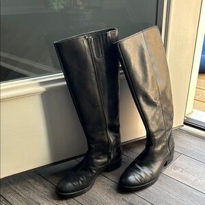 Elegant Black Leather Riding Boots size 6.5